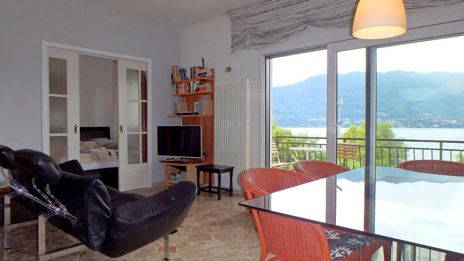 Hébergement de vacances Villa Casa Laluni à Porto Valtravaglia Italie